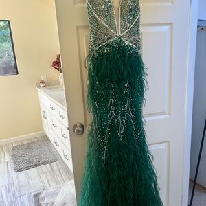 Beautiful dress long fitted